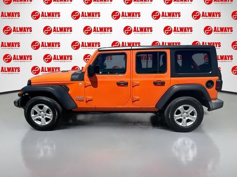 Used 2018 Jeep Wrangler Unlimited Sport S AWD/4WD image 9