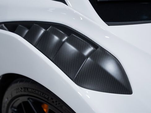 Used 2022 Lamborghini Huracan STO RWD image 65