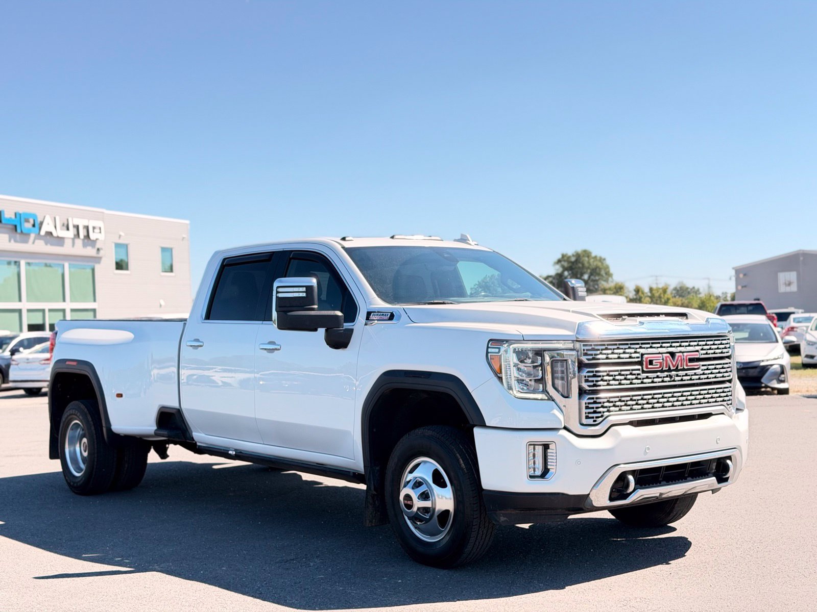 Used 2021 GMC Sierra 3500 Denali w/ Denali Ultimate Package AWD/4WD image 11