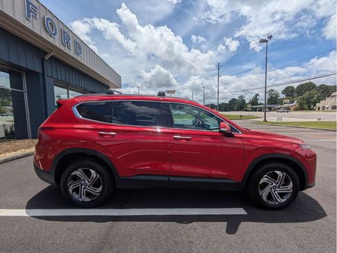 Used 2023 Hyundai Santa Fe SEL FWD image 4