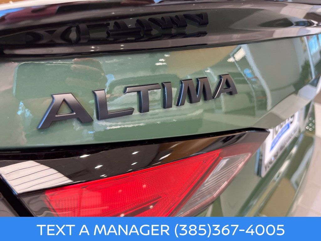 New 2026 Nissan Altima 2.5 SR AWD/4WD image 9
