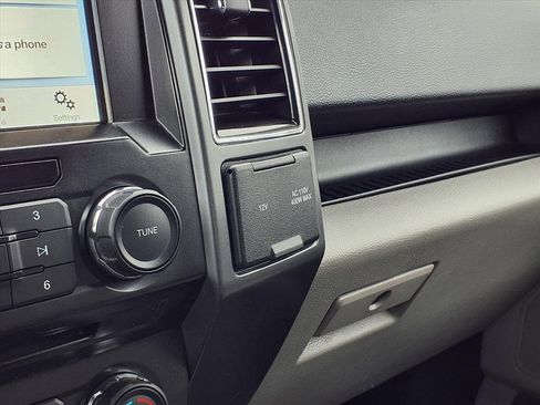 Used 2018 Ford F150 XLT w/ Equipment Group 302A Luxury image 14