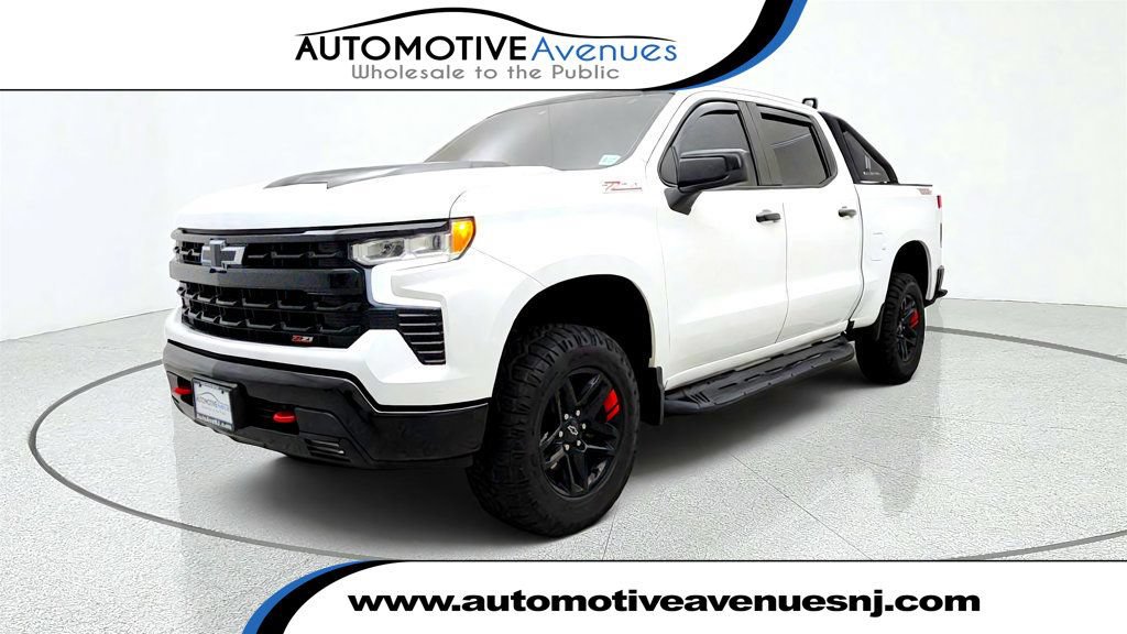 Used 2022 Chevrolet Silverado 1500 LT Trail Boss w/ Protection Package AWD/4WD image 1