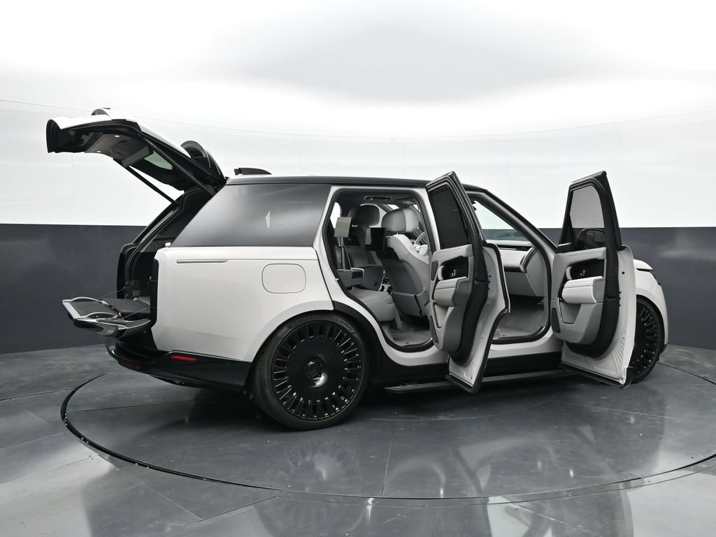 Used 2025 Land Rover Range Rover SV AWD/4WD image 53