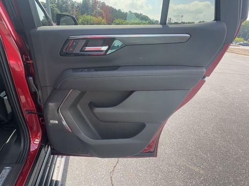 New 2025 Chevrolet Tahoe Premier image 16