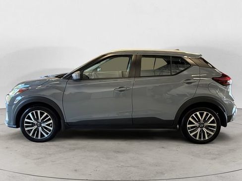 Certified 2023 Nissan Kicks SV FWD image 2