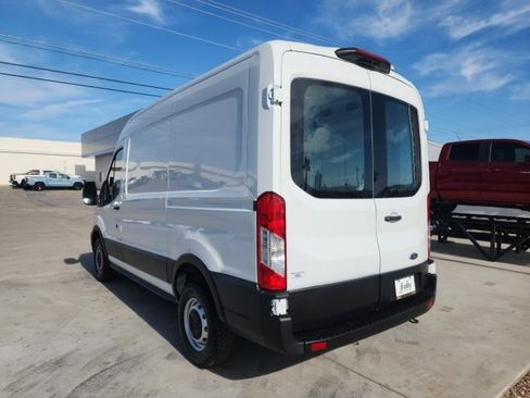 Used 2020 Ford Transit 250 Base image 33