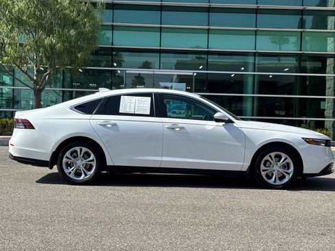 Certified 2024 Honda Accord LX image 3