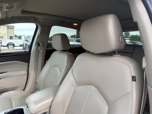 Used 2015 Cadillac SRX Luxury AWD/4WD image 10
