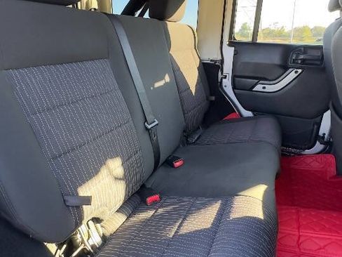 Used 2011 Jeep Wrangler Unlimited Sport image 13