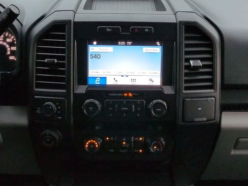 Used 2019 Ford F150 XL w/ Equipment Group 101A Mid AWD/4WD image 17