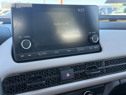 Certified 2025 Honda HR-V LX image 21