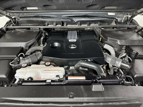 Used 2024 Lexus LX 600 4WD w/ Luxury Package image 31