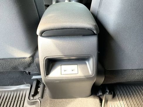 Used 2024 Toyota Corolla LE FWD image 31