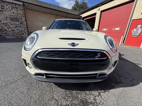 Used 2018 MINI Cooper Clubman S AWD/4WD image 11
