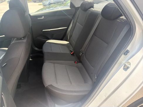 Used 2020 Hyundai Accent SEL FWD image 14
