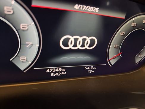 Used 2021 Audi Q5 2.0T Premium Plus w/ Premium Plus Package AWD/4WD image 9
