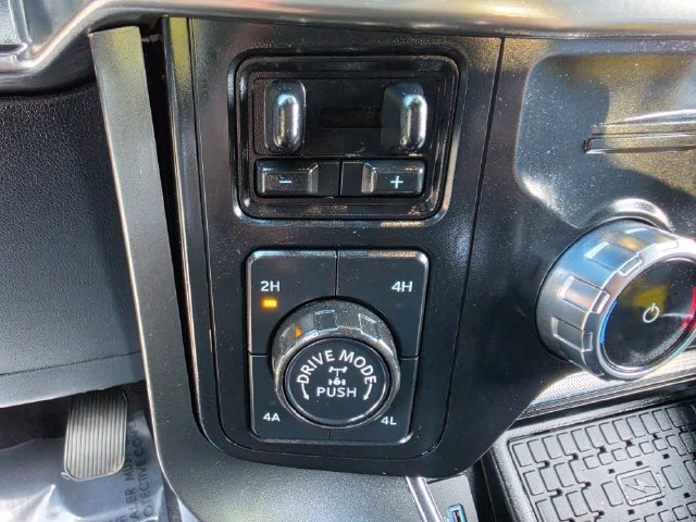 Used 2023 Ford F150 Lariat w/ Equipment Group 502A High AWD/4WD image 29