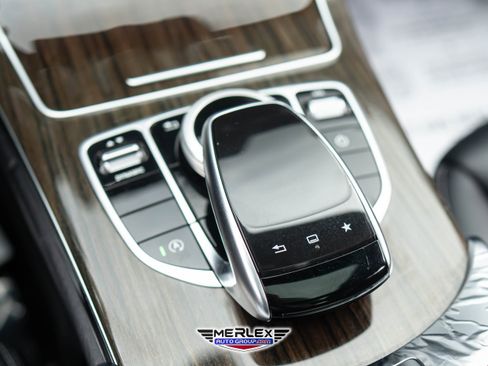Used 2016 Mercedes-Benz C 300 4MATIC Sedan image 35