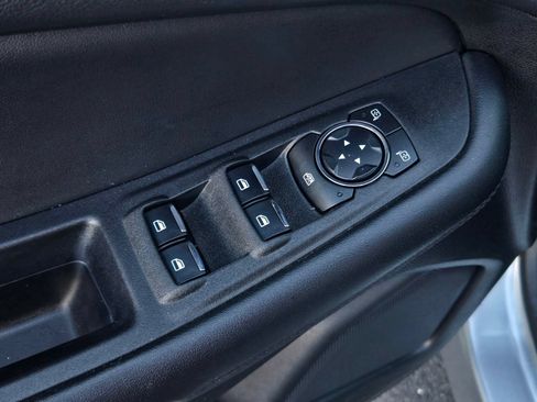 Used 2024 Ford Edge SEL AWD/4WD image 10