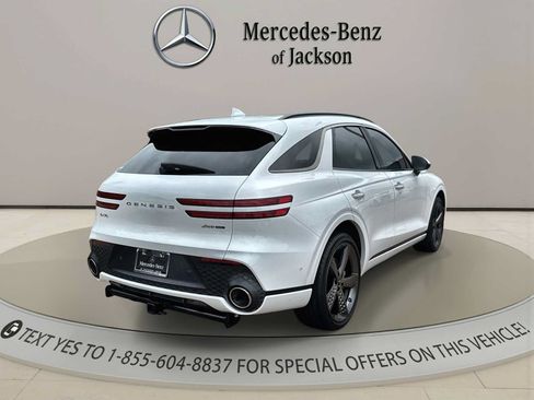 Used 2022 Genesis GV70 3.5T Sport w/ Sport Prestige Package AWD/4WD image 8