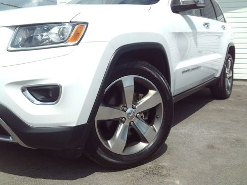 Used 2015 Jeep Grand Cherokee Limited AWD/4WD image 2