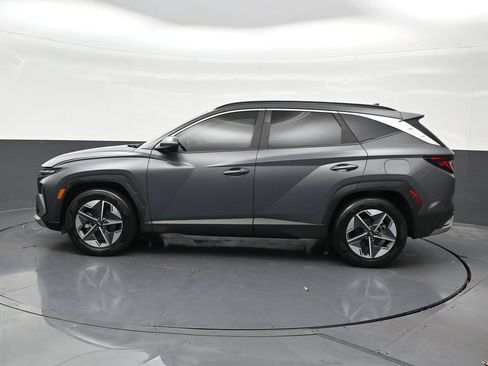 Used 2025 Hyundai Tucson SEL FWD image 2