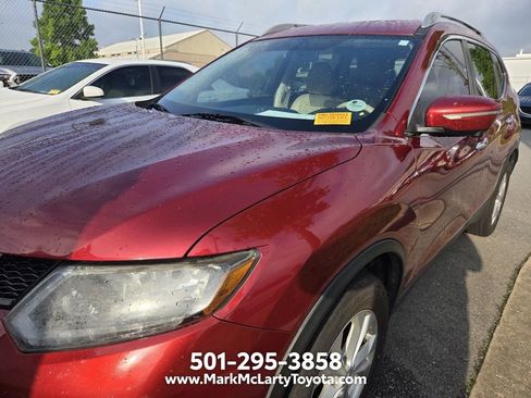 Used 2015 Nissan Rogue SV w/ SV Premium Package FWD image 4