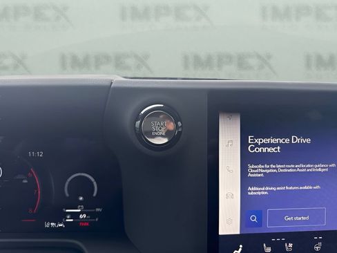 Used 2025 Lexus GX 550 AWD/4WD image 12