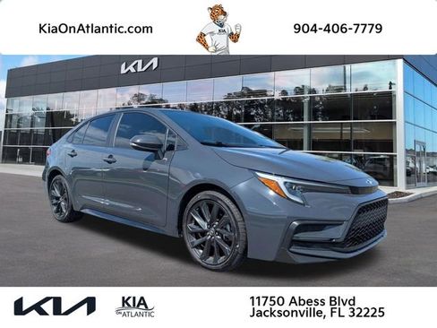 Used 2024 Toyota Corolla SE FWD image 1