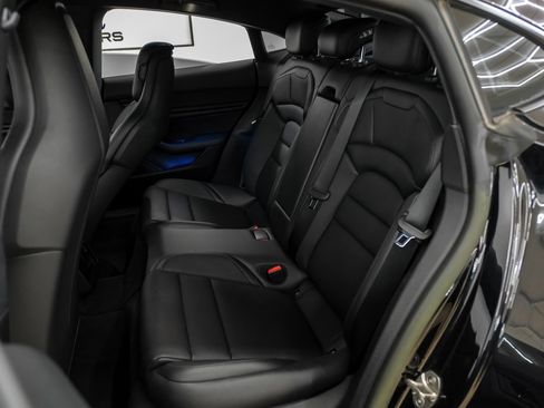 Used 2023 Porsche Taycan image 36