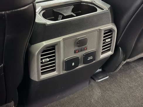 Used 2019 Ford F150 Raptor w/ Equipment Group 802A Luxury AWD/4WD image 11
