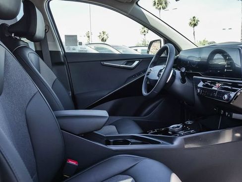 Used 2026 Kia Niro Wind FWD image 19