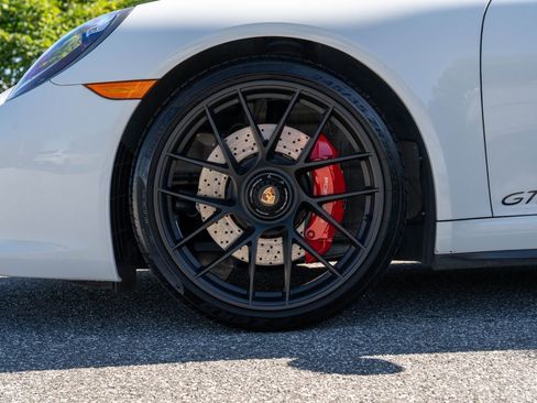 Certified 2018 Porsche 911 Targa 4 GTS image 12