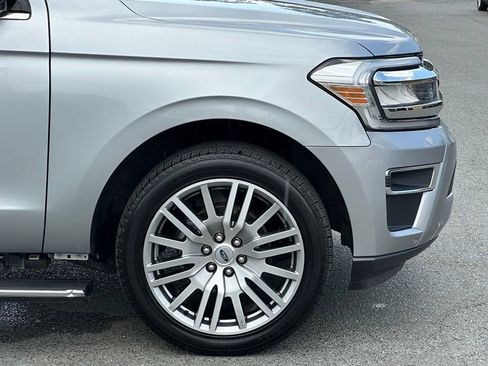Used 2023 Ford Expedition Limited AWD/4WD image 48