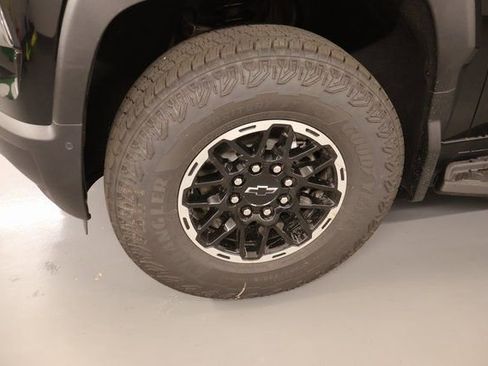 New 2026 Chevrolet Silverado EV Trail Boss w/ Premium Package image 8