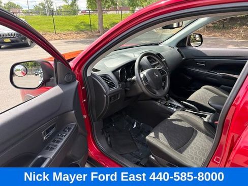 Used 2021 Mitsubishi Outlander Sport ES AWD/4WD image 11