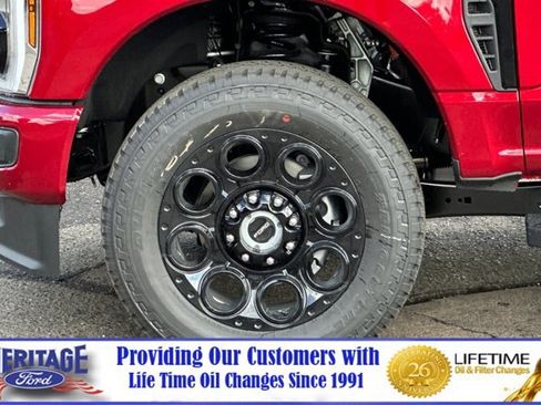 New 2026 Ford F250 Lariat w/ Black Appearance Package image 25