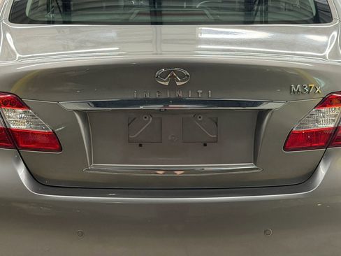 Used 2013 INFINITI M37 x w/ Premium Pkg AWD/4WD image 11
