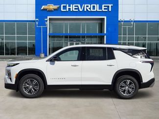 New 2027 Chevrolet Traverse LT FWD video 3