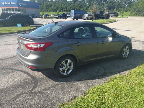 Used 2012 Ford Focus SE FWD image 14