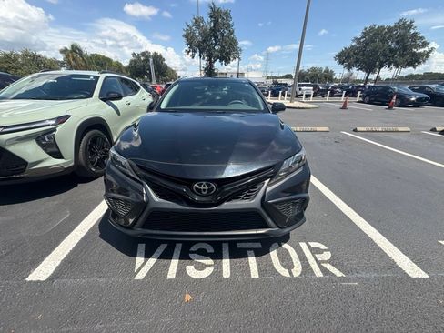 Used 2023 Toyota Camry SE FWD image 14