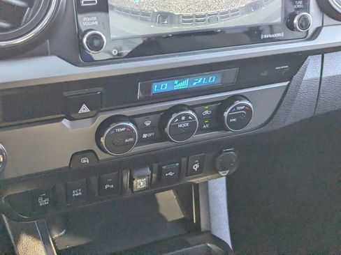 Used 2021 Toyota Tacoma TRD Sport w/ Technology Package image 24