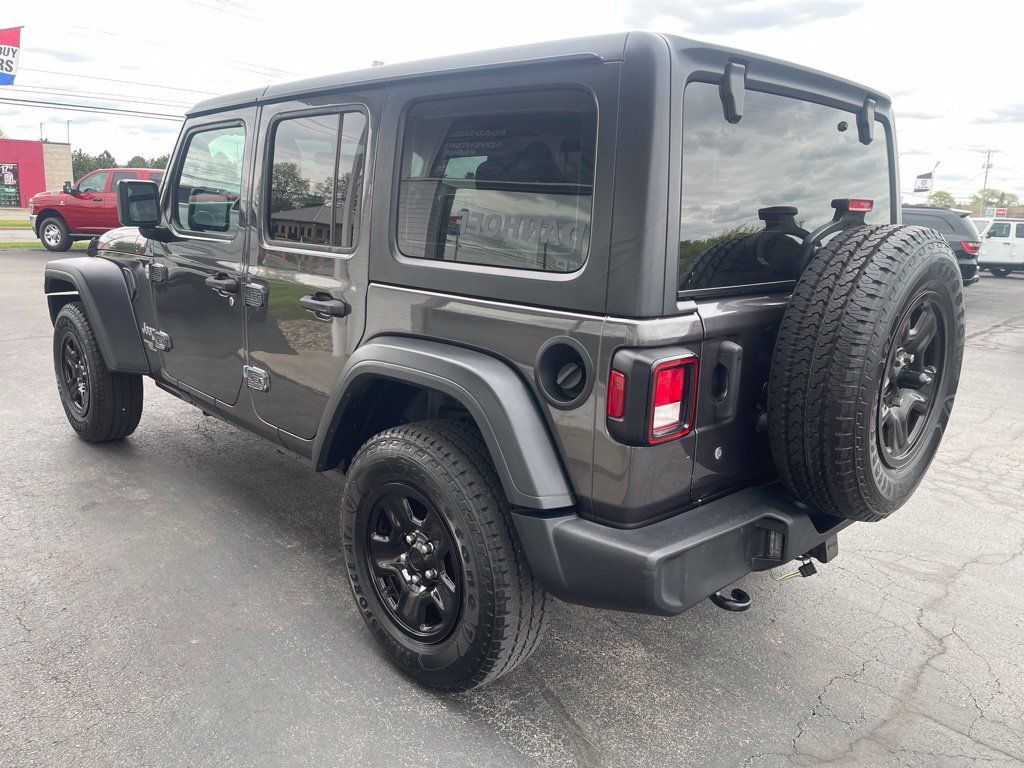 Used 2018 Jeep Wrangler Unlimited Sport AWD/4WD image 4