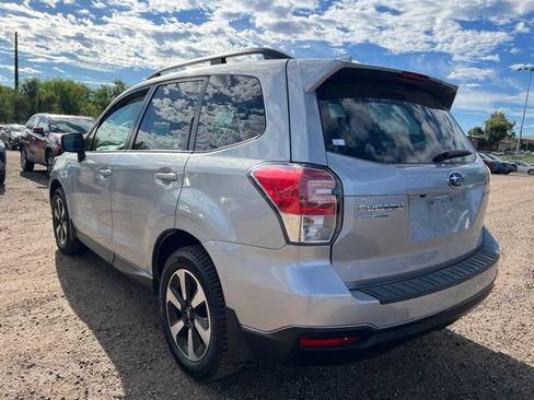 Used 2018 Subaru Forester 2.5i Premium AWD/4WD image 3