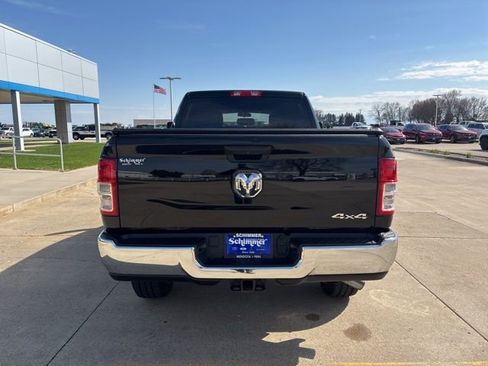 Used 2023 RAM 2500 Tradesman w/ Chrome Appearance Group AWD/4WD image 8
