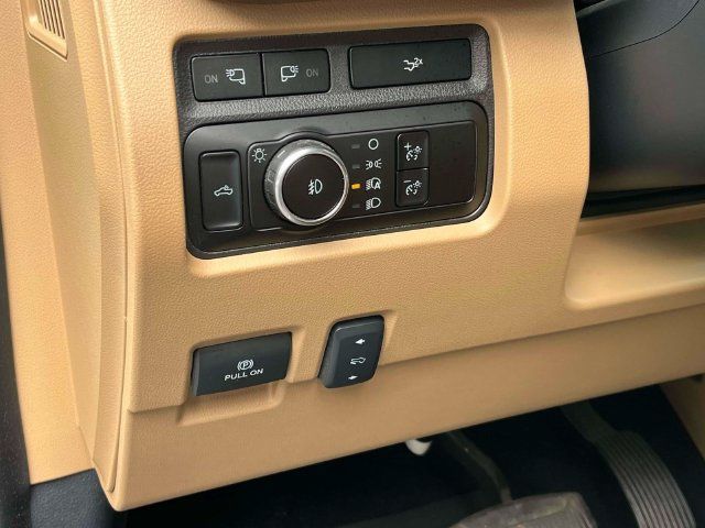 Used 2023 Ford F250 Lariat w/ Tow Technology Package AWD/4WD image 30
