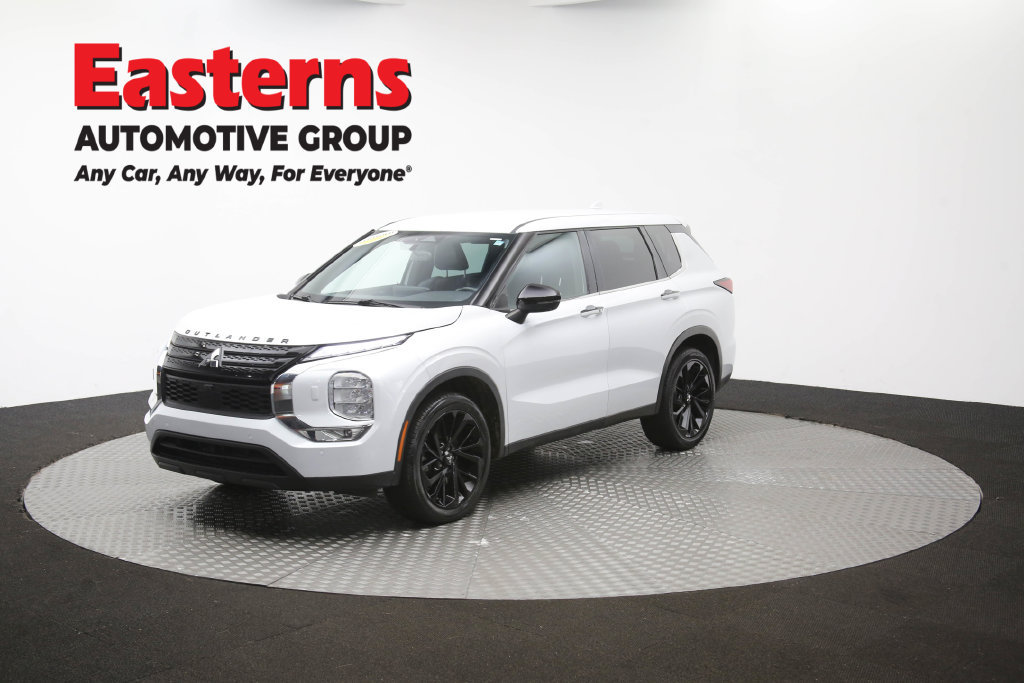 Used 2023 Mitsubishi Outlander SE Black Edition AWD/4WD image 57