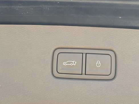 Used 2023 Genesis GV80 2.5T w/ Prestige 20" Package AWD/4WD image 35