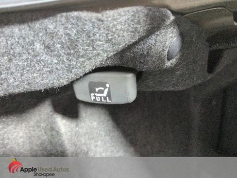 Used 2012 Ford Fusion SEL FWD image 11